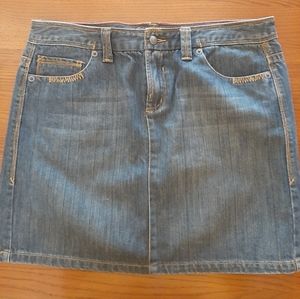 Junior sz14 Tommy Hilfiger mini skirt